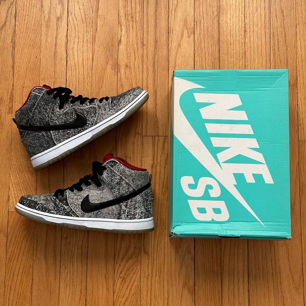Priced to sell!! Nike SB dunks